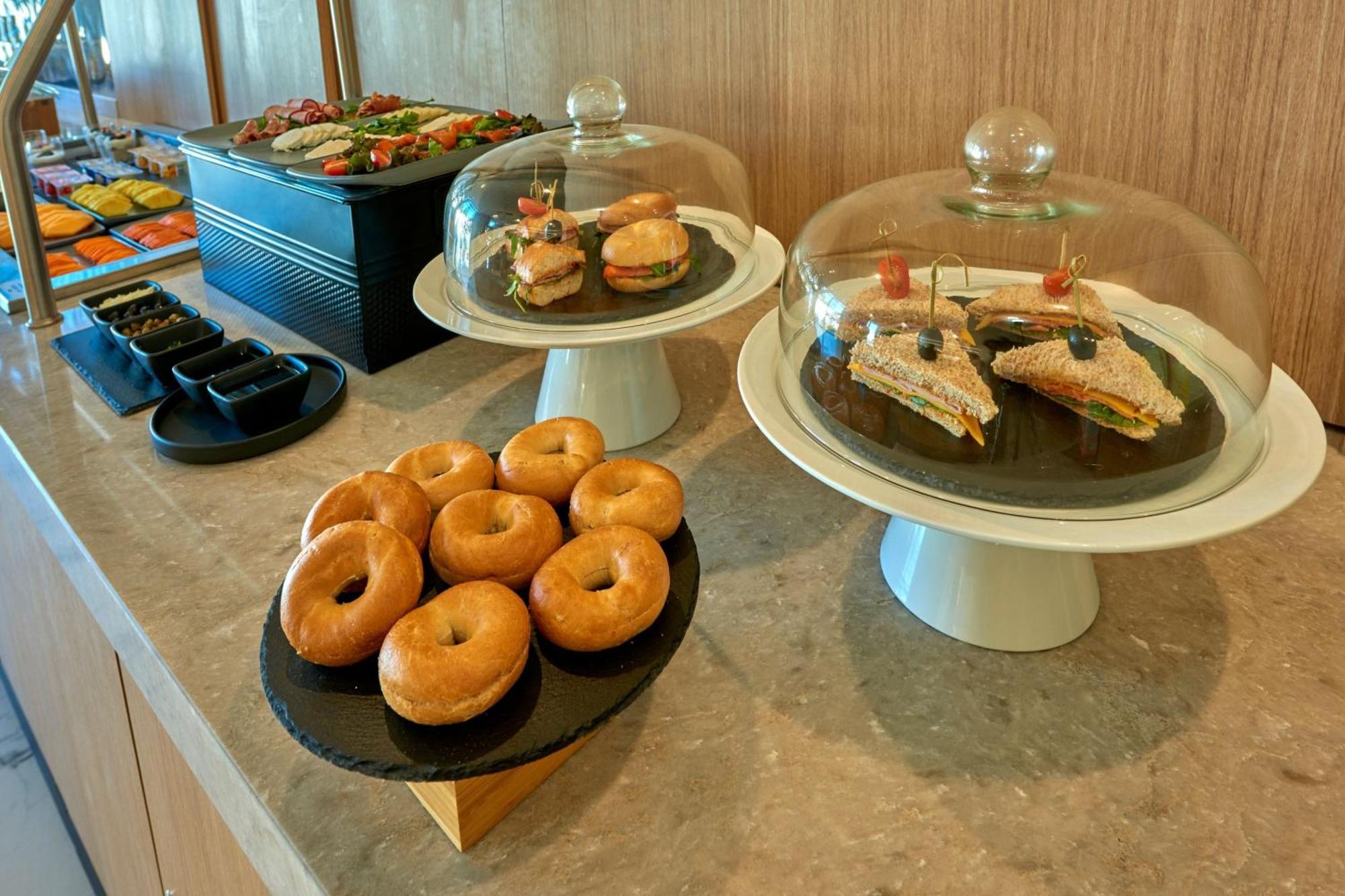 City Express Plus By Marriott Guadalajara Providencia Экстерьер фото