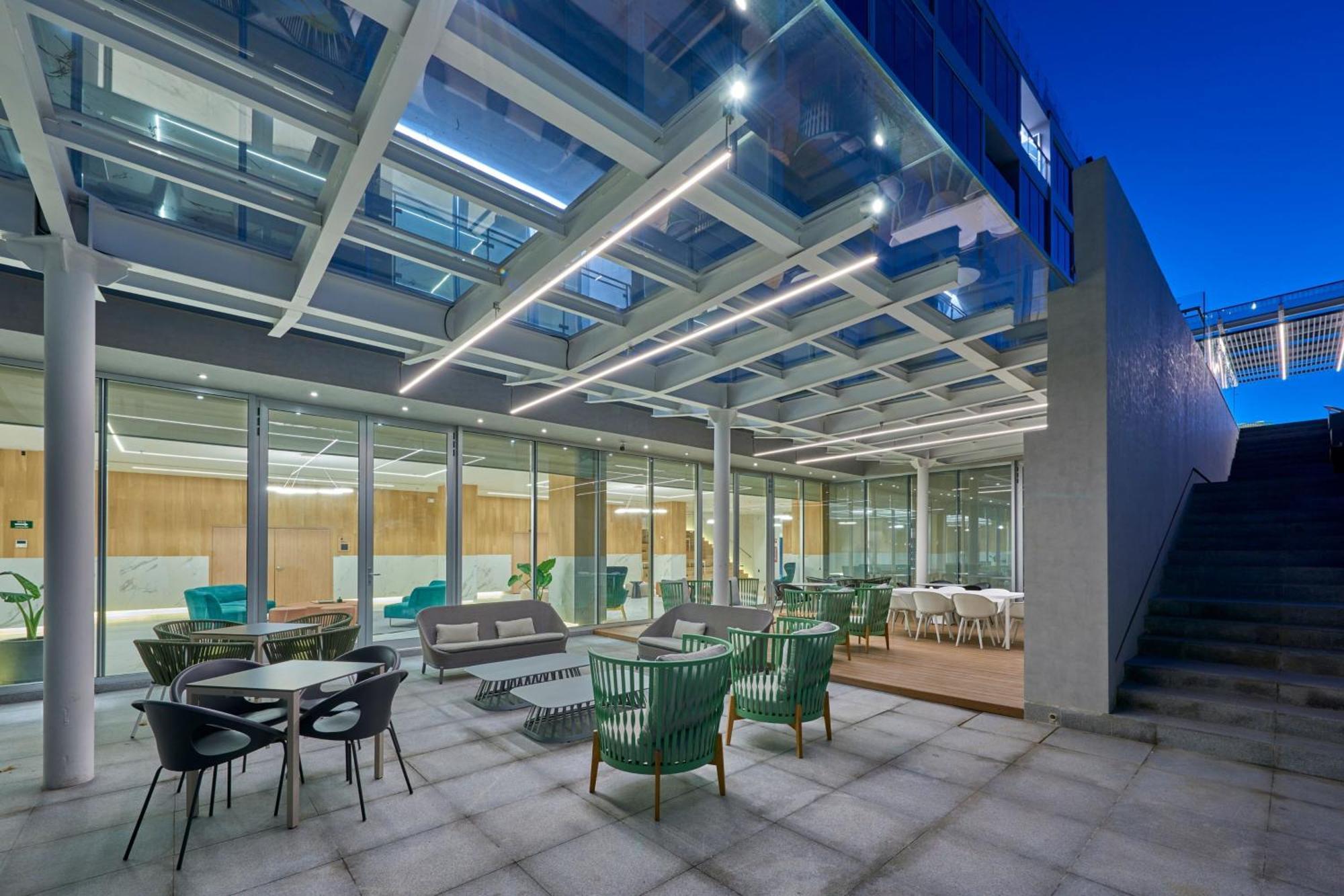 City Express Plus By Marriott Guadalajara Providencia Экстерьер фото